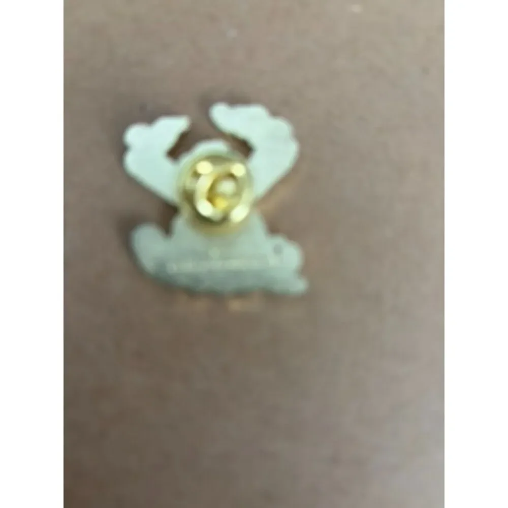 Build a Bear Workshop bear enamel pin